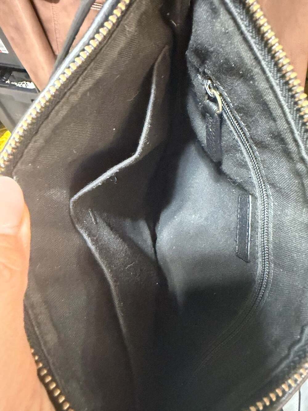 14th & Union Black Pebbled Leather Crossbody Bag - Picture 9 of 10